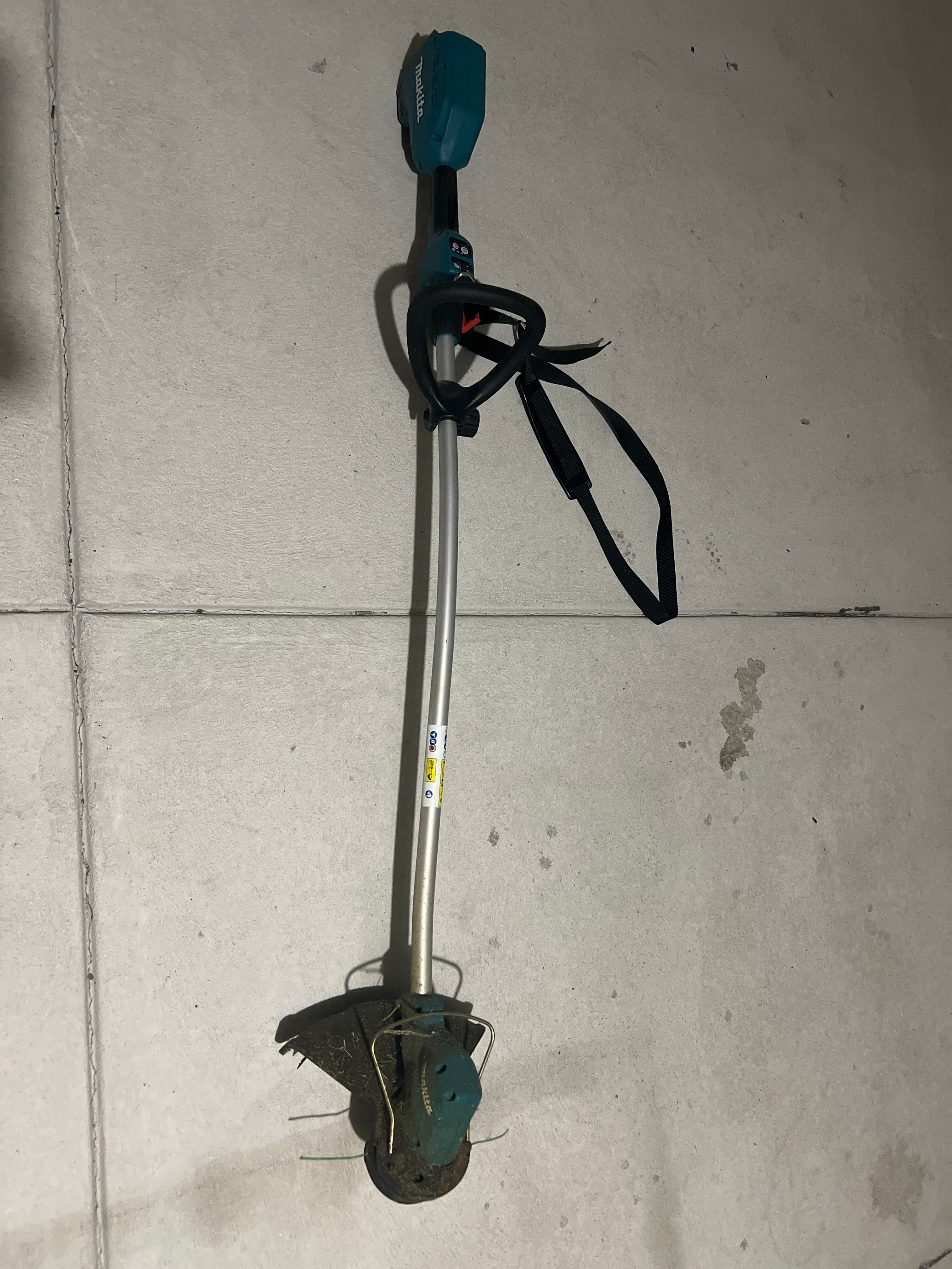 Makita 18V line trimmer