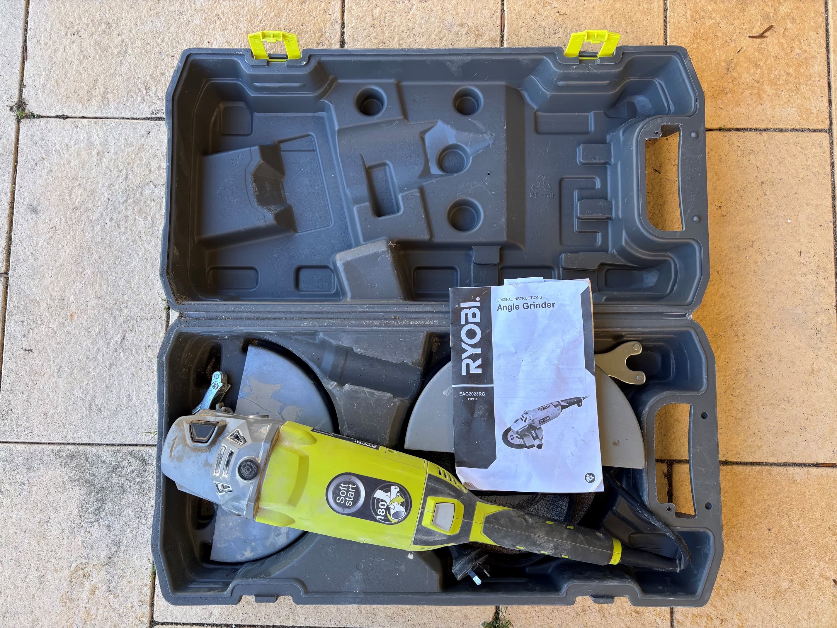 Ryobi Angle Grinder (with case)